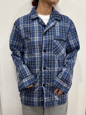 パジャマシャツ